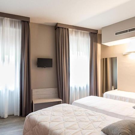 Hotel Terme Di Frasassi Genga  Buitenkant foto