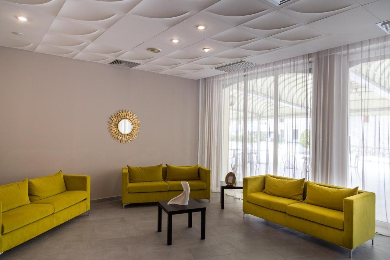 Hotel Terme Di Frasassi Genga  Buitenkant foto