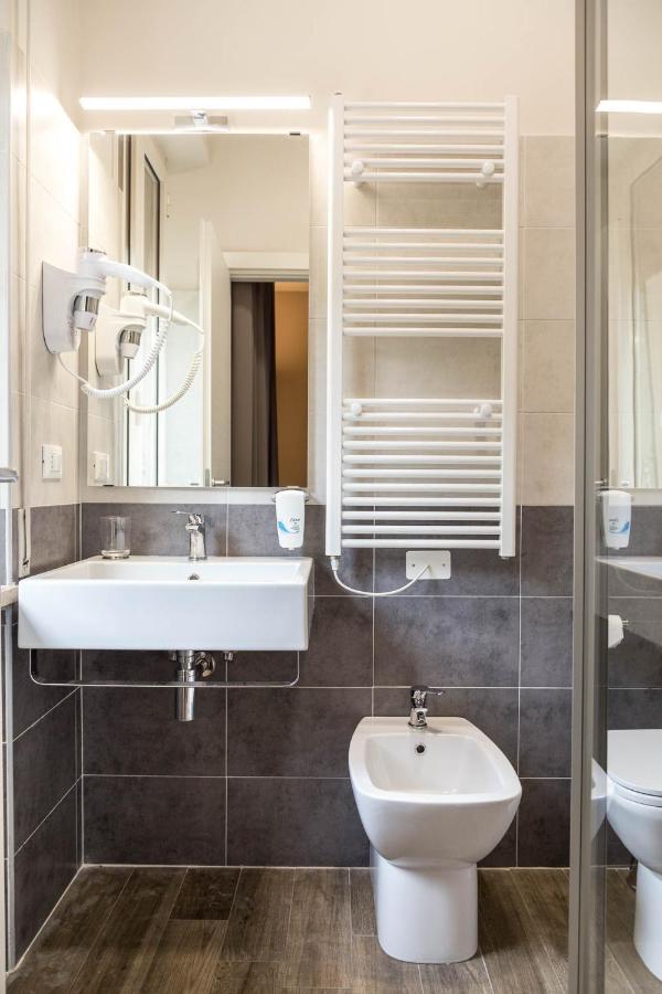 Hotel Terme Di Frasassi Genga  Buitenkant foto